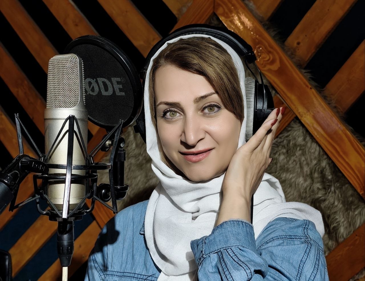 @venus_khoshgoo