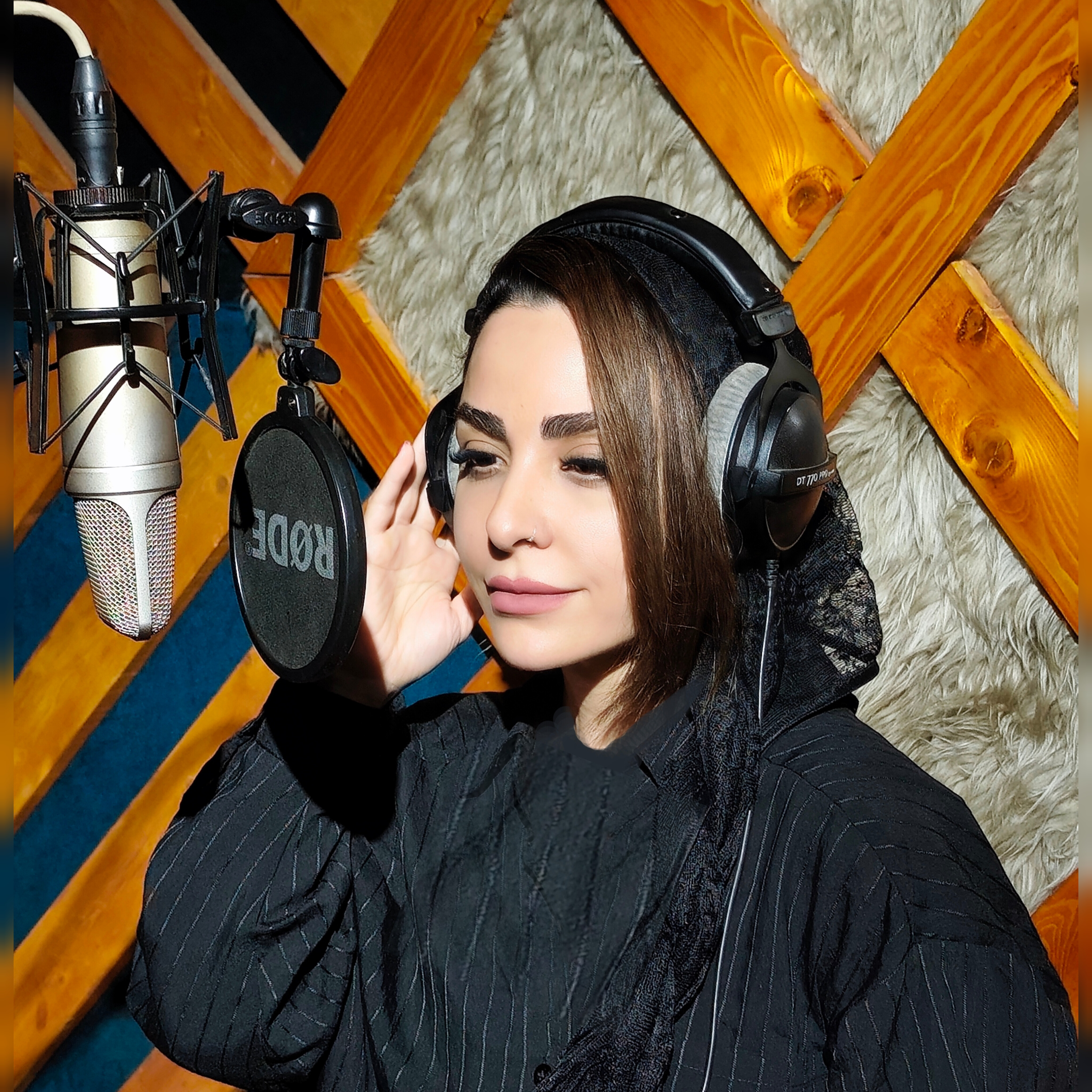 @sanaz_madani